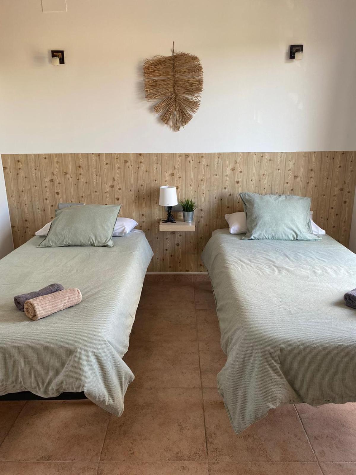 Hostal Espai Mediterrani Пуэбла-де-Вальбона Экстерьер фото
